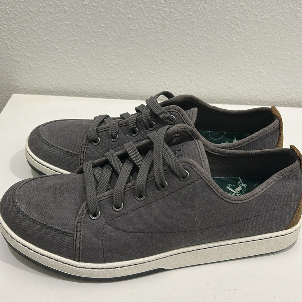 NWOT L.L. Bean Campside Gray Lace Up Sneakers |Size 9